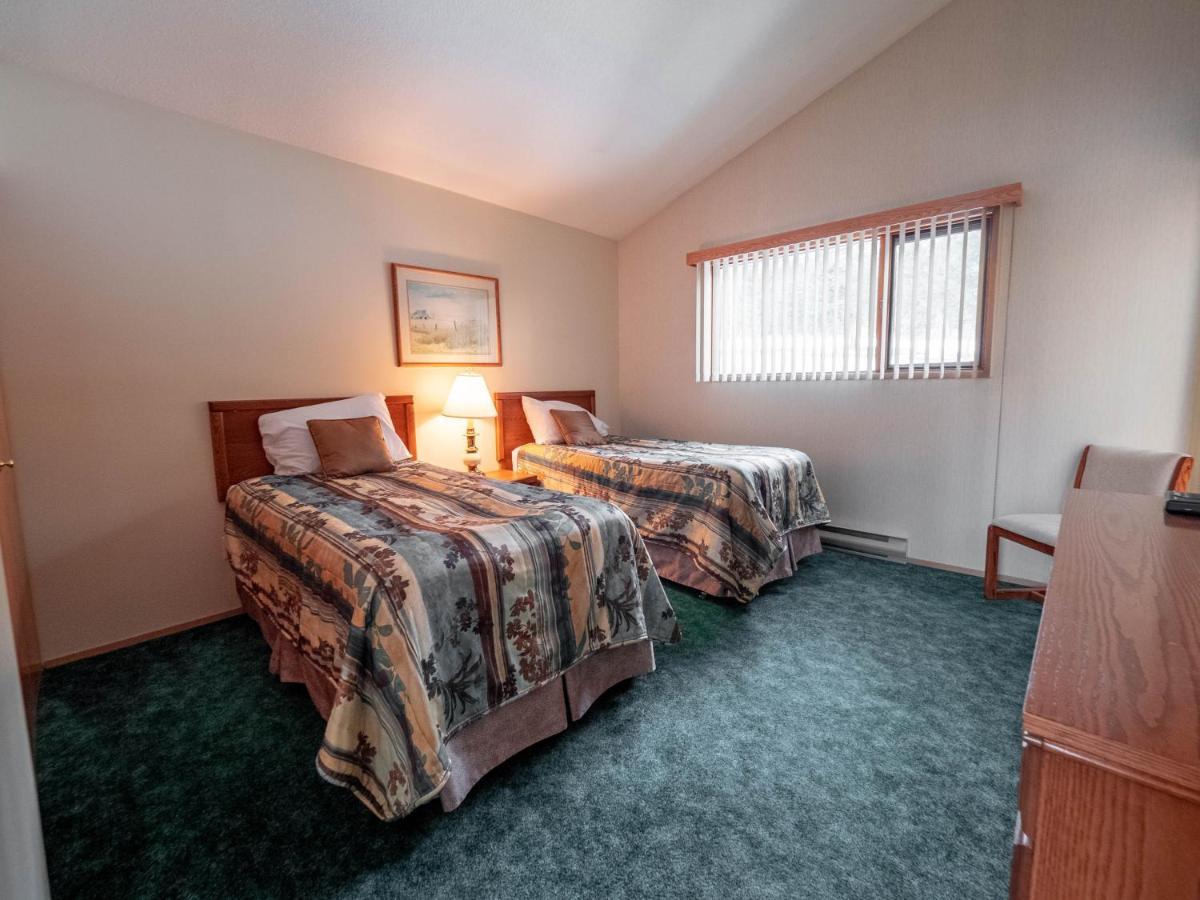 Fairmont Hot Springs Resort Kültér fotó