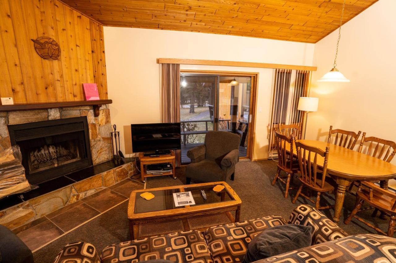 Fairmont Hot Springs Resort Kültér fotó